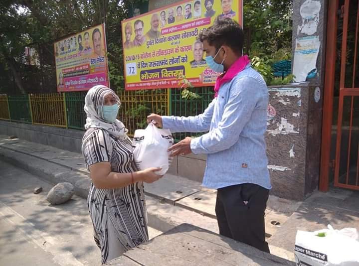 yashasvi pradhanmantri shri narendra modi ji dwara bataye gaye (modi kit) kadha or mask vitran