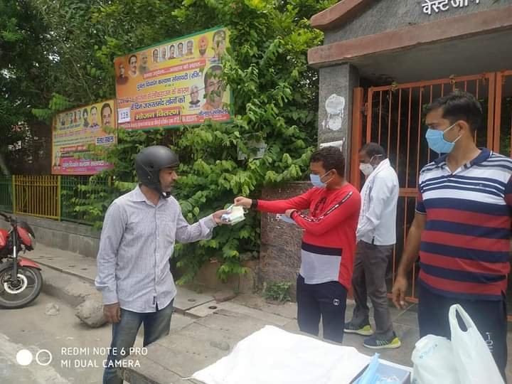 yashasvi pradhanmantri shri narendra modi ji dwara bataye gaye ayurvedik kadha or mask vitran