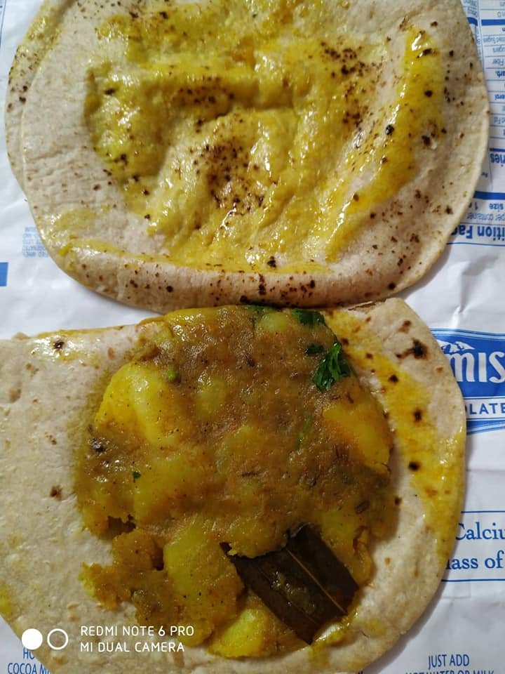 covid-19 corona virus se lock down ke samay society ki or se jaruratmand logon ko bhojan vitran kiya