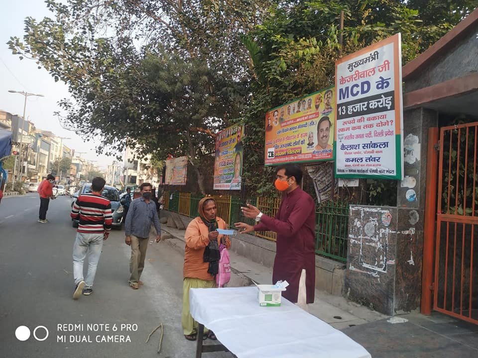 yashasvi pradhanmantri shri narendra modi ji dwara bataye gaye ayurvedik kadha or mask vitran