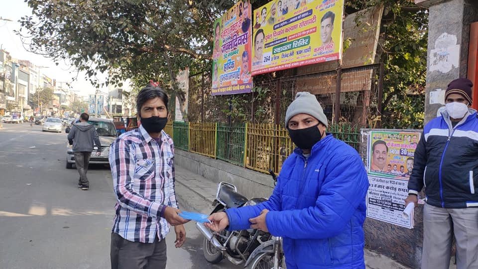 yashasvi pradhanmantri shri narendra modi ji dwara bataye gaye ayurvedik kadha or mask vitran
