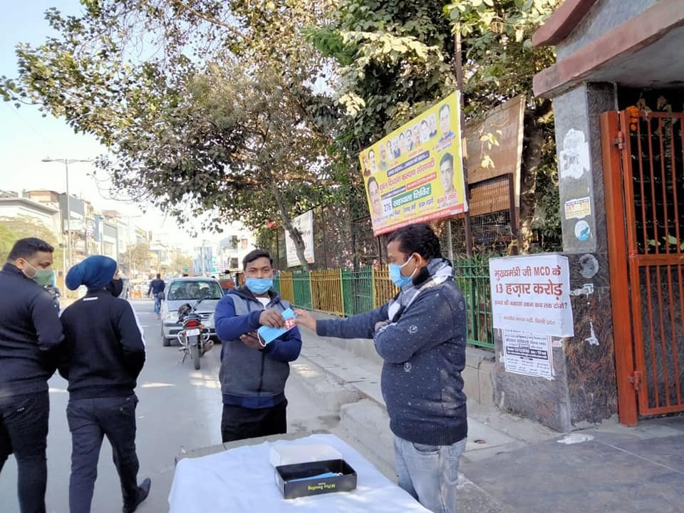 yashasvi pradhanmantri shri narendra modi ji dwara bataye gaye ayurvedik kadha or mask vitran