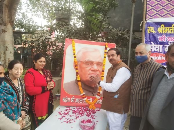 durbal divyang kalyan society dwara 141 shivir sampan