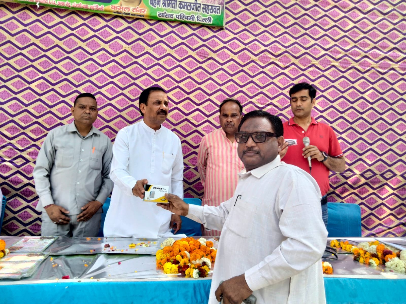 दुर्बल दिव्यांग कल्याण सोसायटी द्वारा 180 वाँ सहायता शिविर